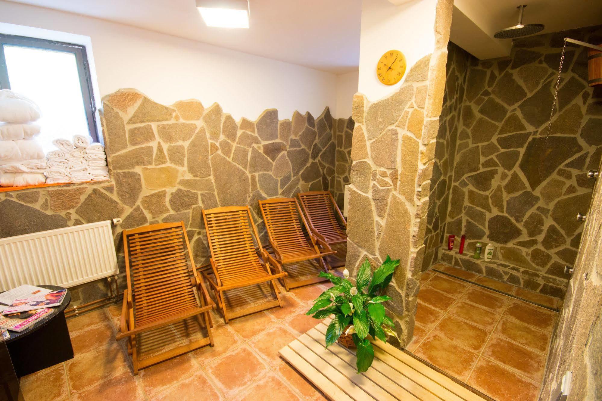 Horsky Hotel Dobra Chata Stachy المظهر الخارجي الصورة